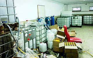 Przestępcy odkażali alkohol, a potem go sprzedawali Przestępcy odkażali alkohol, a potem go sprzedawali